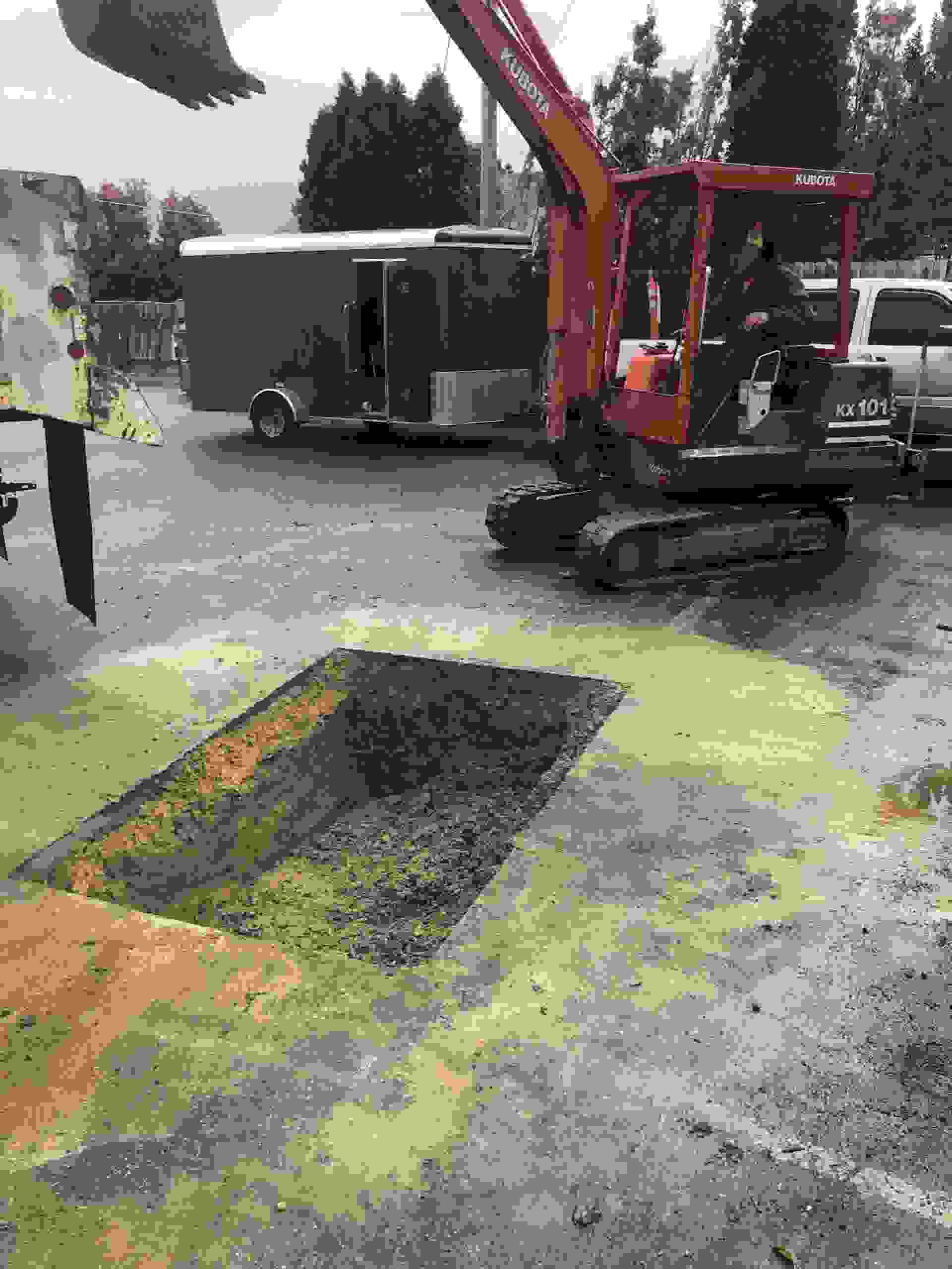 Access-Hole-for-Trenchless-Repair-e1554478068348 Access-Hole-for-Trenchless-Repair-e1554478068348